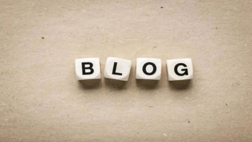 How to Start a Blog + Drive Traffic to It